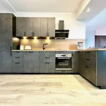 Premium-penthouse-w46